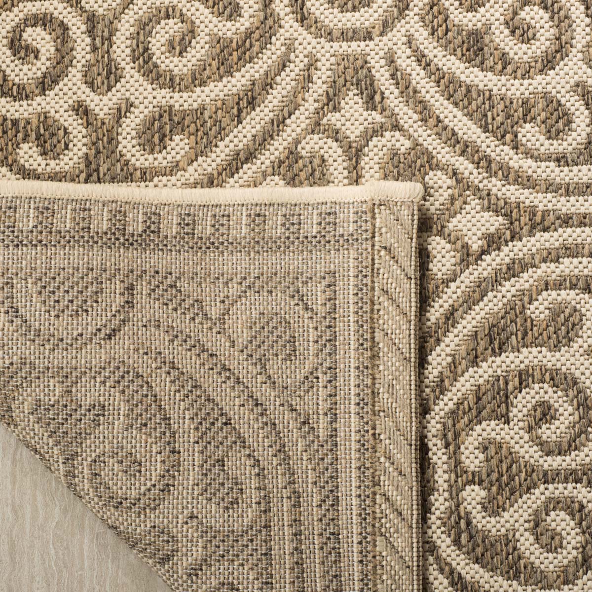 Safavieh Linden 100 134 Rug, LND134 - Cream / Beige