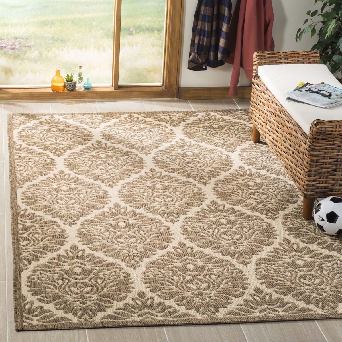 Safavieh Linden 100 135 Rug, LND135 - Cream / Beige