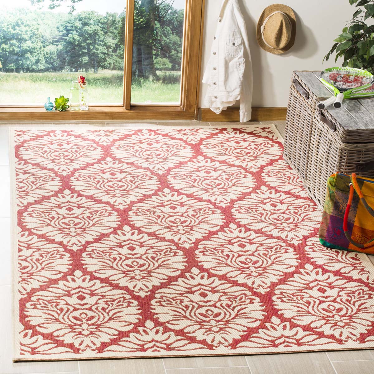 Safavieh Linden 100 135 Rug, LND135 - Red / Creme