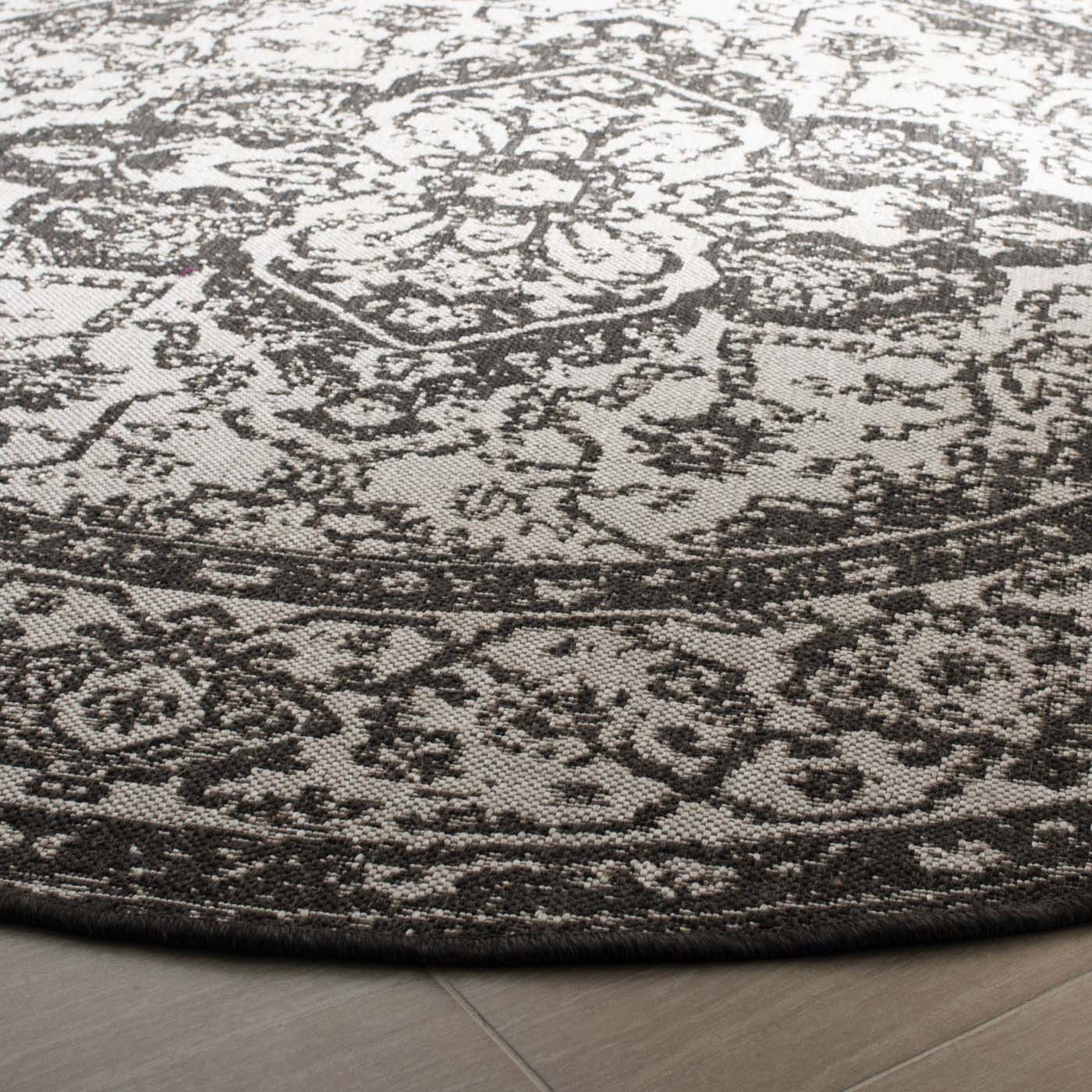 Safavieh Linden 137 Rug, LND137 - Light Grey / Charcoal