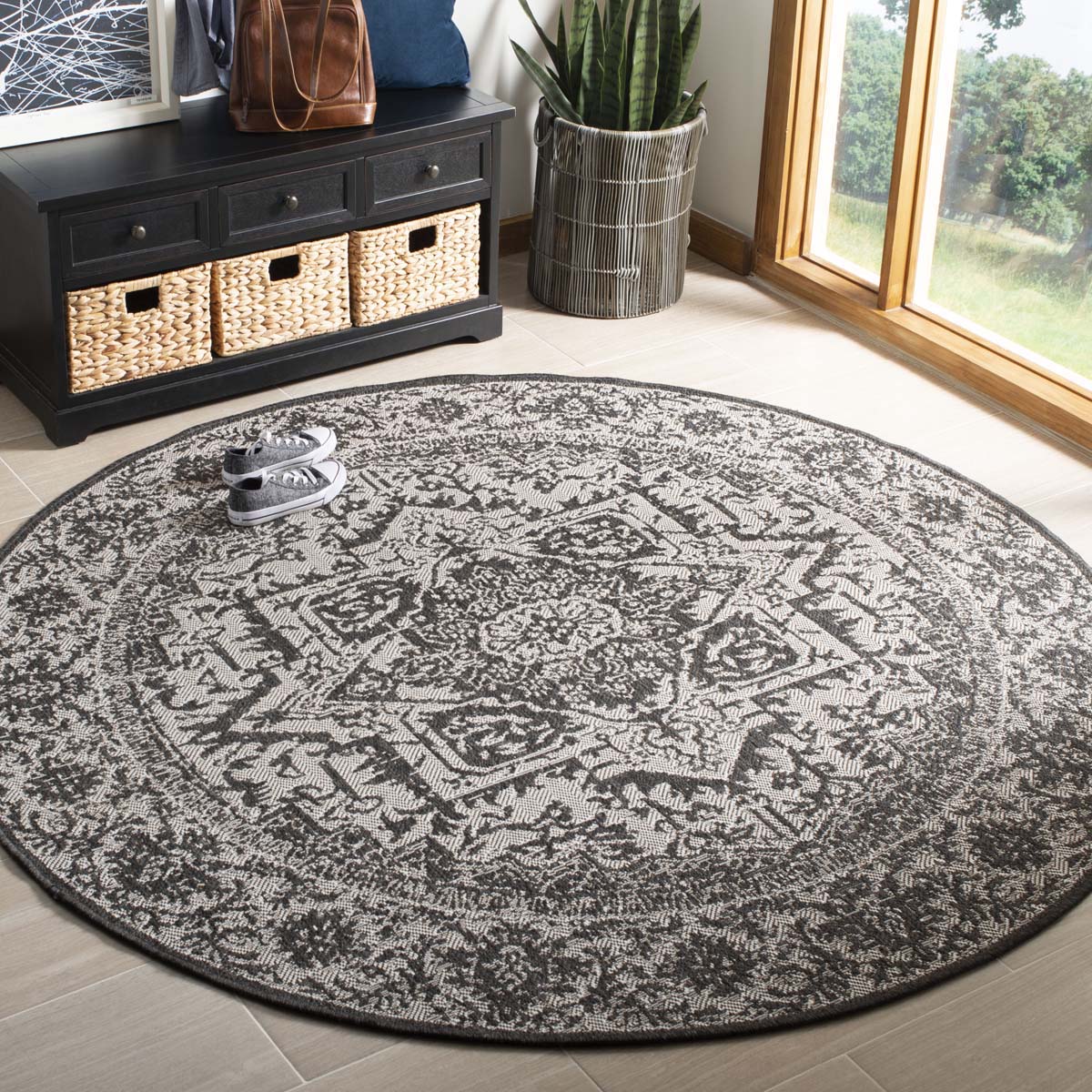 Safavieh Linden 100 139 Rug, LND139 - Light Grey / Charcoal