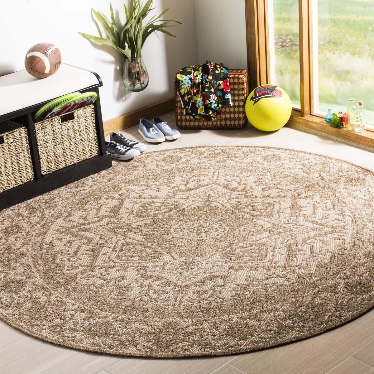Safavieh Linden 100 139 Rug, LND139 - Cream / Beige
