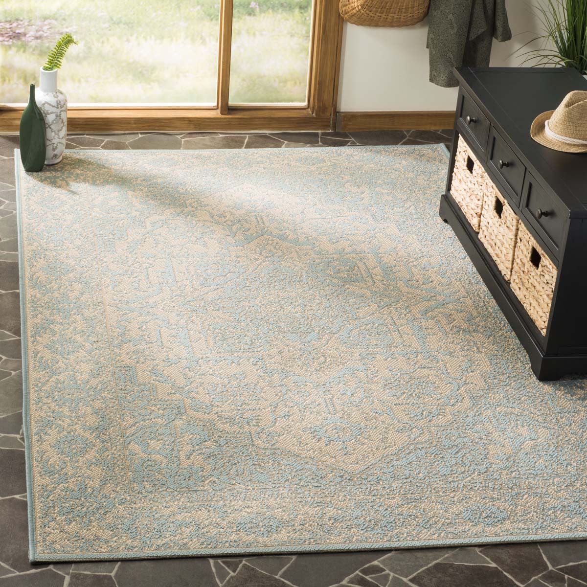 Safavieh Linden 100 139 Rug, LND139 - Cream / Aqua