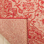 Safavieh Linden 139 Rug, LND139 - Red / Creme