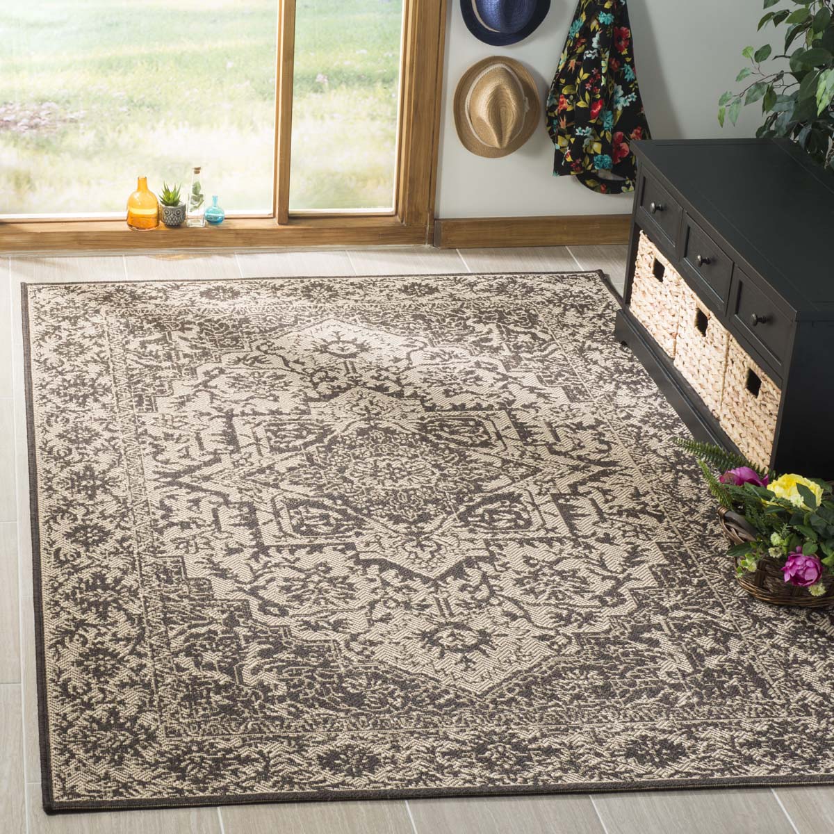 Safavieh Linden 100 139 Rug, LND139 - Creme / Brown