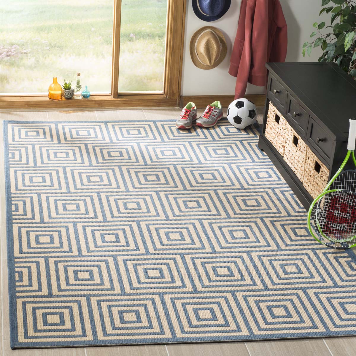 Safavieh Linden 100 173 Rug, LND173 - Cream / Blue