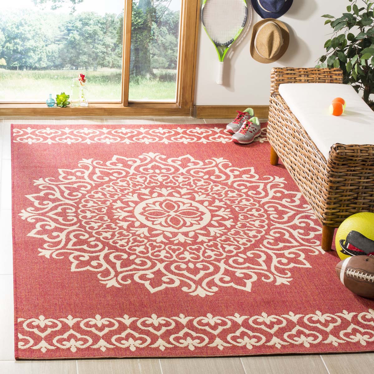 Safavieh Linden 100 183 Rug, LND183 - Red / Creme