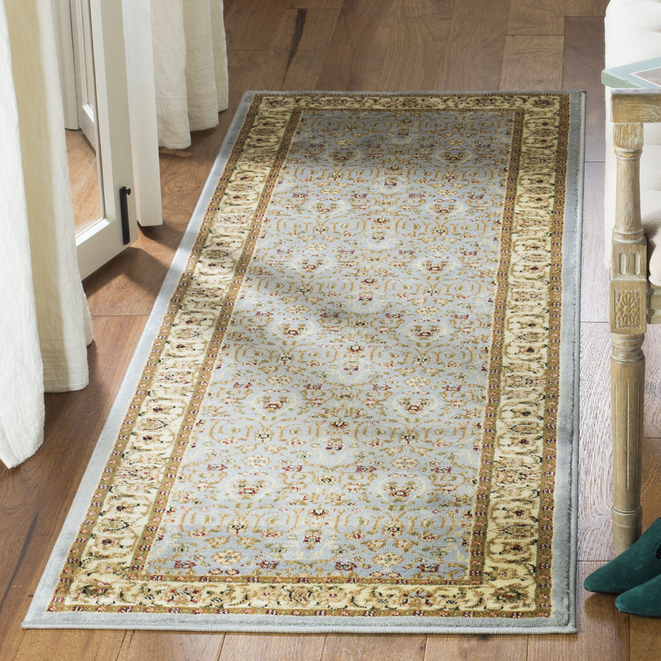 Safavieh Lyndhurst 312 Rug, LNH312 - Light Blue / Ivory