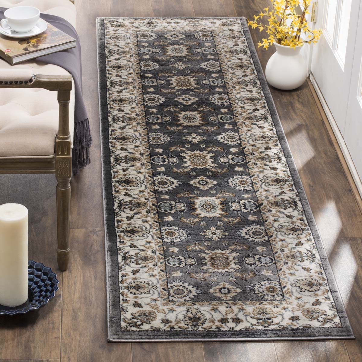 Safavieh Lyndhurst 332 Rug, LNH332 - Grey / Cream