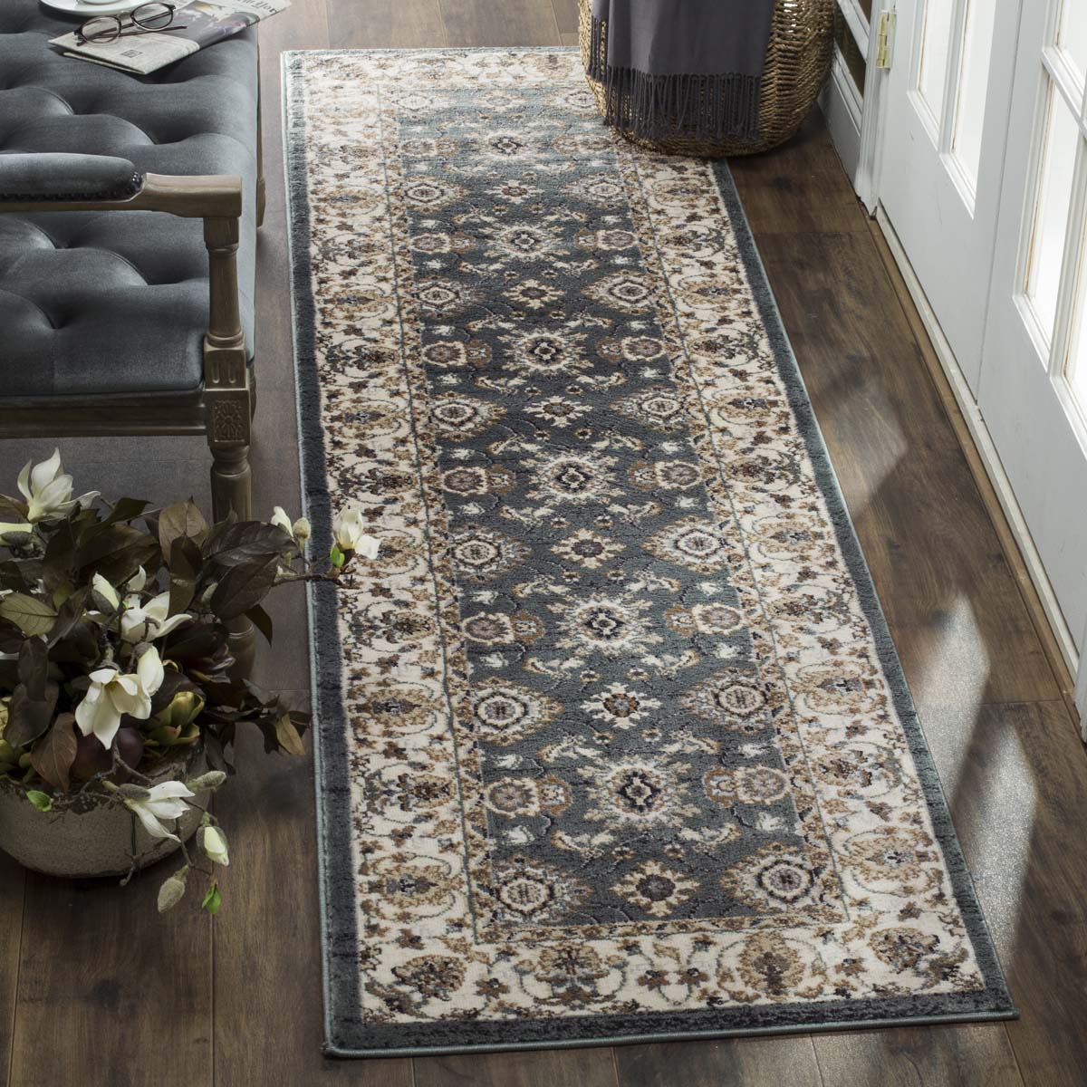 Safavieh Lyndhurst 332 Rug, LNH332 - Teal / Cream