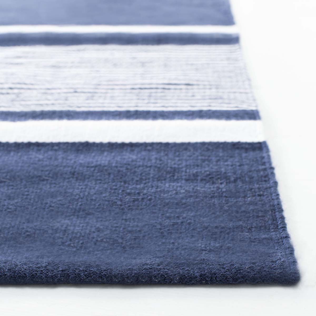 Lauren Ralph Lauren Hanover Stripe Rug, LRL2461 - NAVY