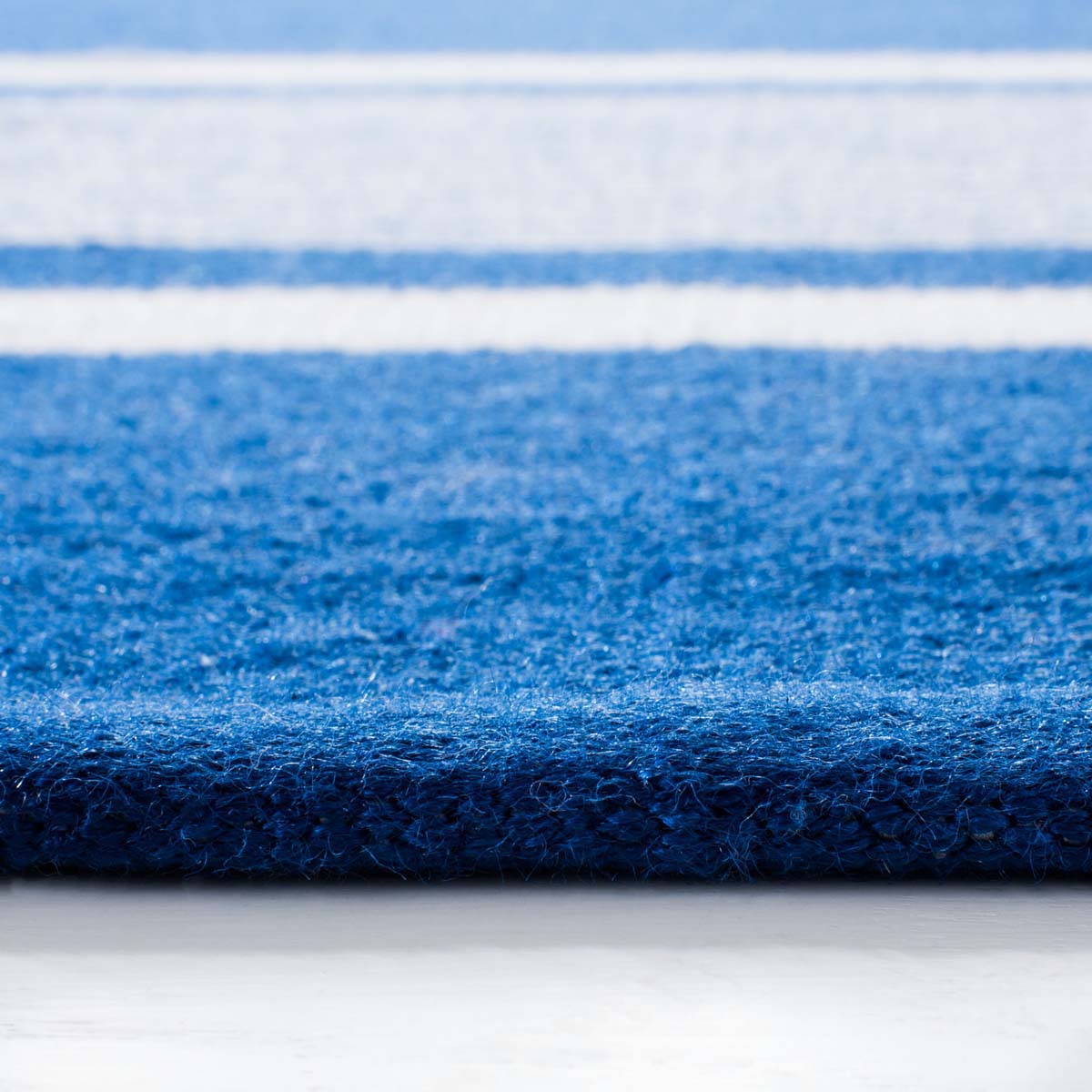 Lauren Ralph Lauren Hanover Stripe Rug, LRL2461 - BLUE