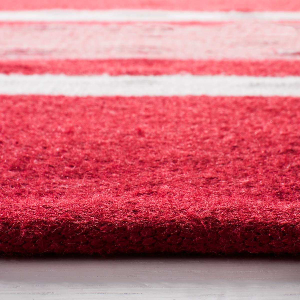 Lauren Ralph Lauren Hanover Stripe Rug, LRL2461 - RED