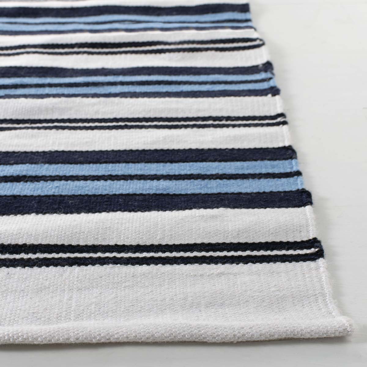 Lauren Ralph Lauren Leopold Stripe Rug, LRL2462 - WHITE / FRENCH BLUE