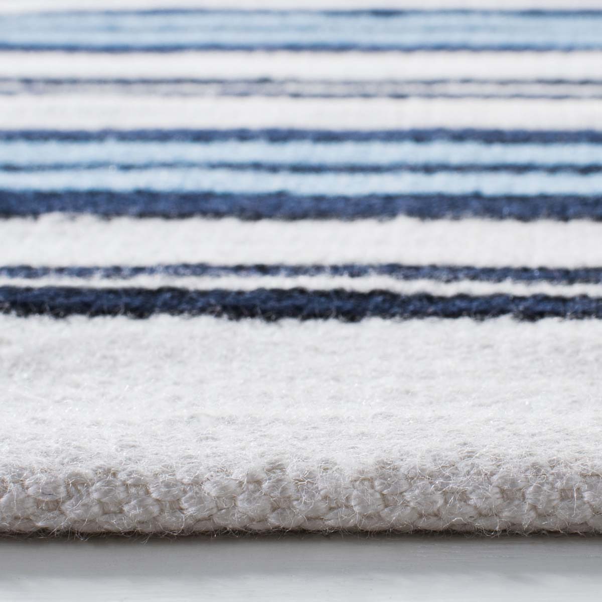 Lauren Ralph Lauren Leopold Stripe Rug, LRL2462 - WHITE / FRENCH BLUE