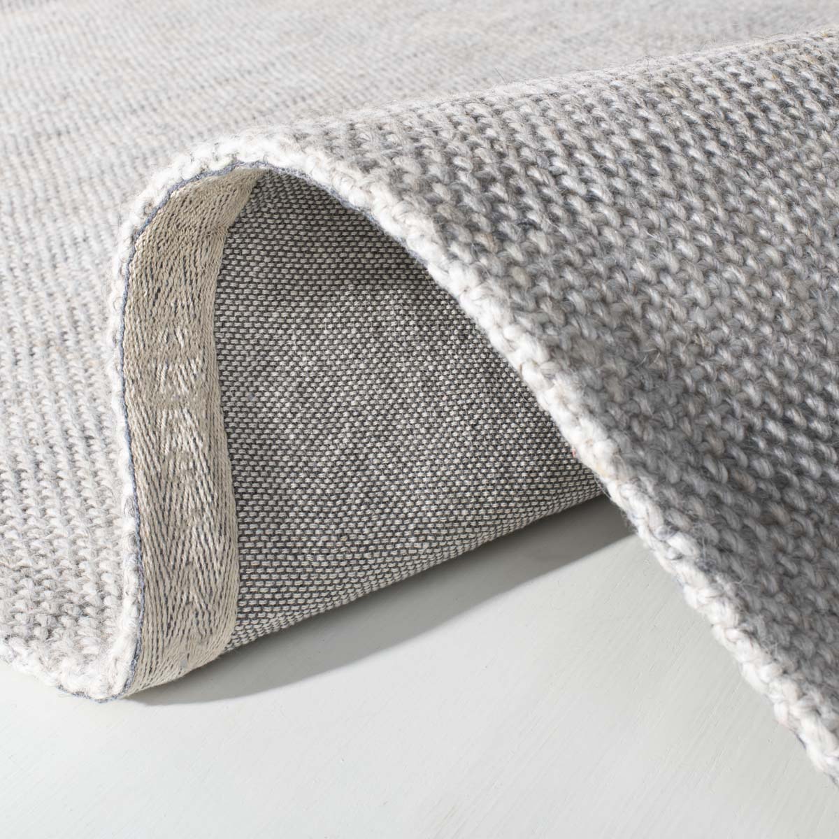 Lauren Ralph Lauren Miles Stripe Rug, LRL6400 - SILVER