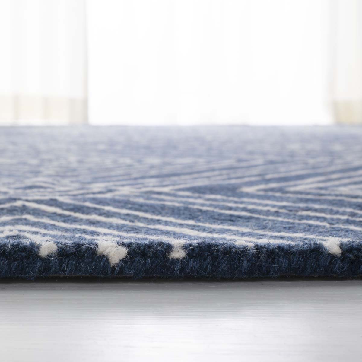Lauren Ralph Lauren Isabella Rug, LRL6608 - INDIGO