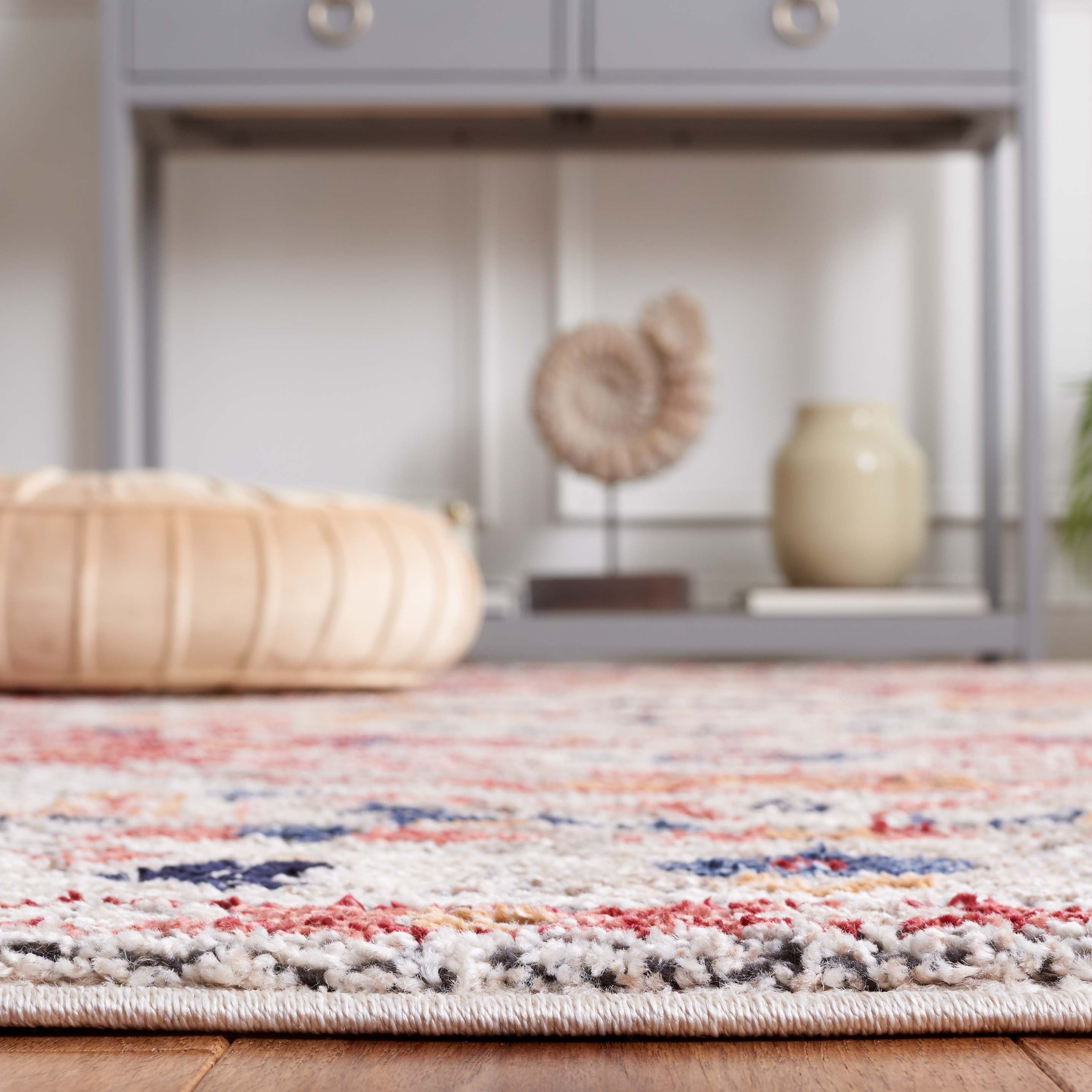 Safavieh Luna 100 Rug, LUN100 - Beige / Rust