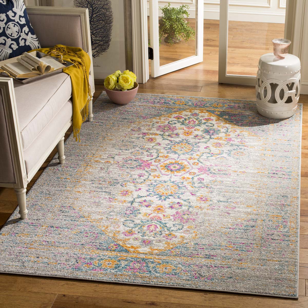Safavieh Madison 122 Rug, MAD122 - LIGHT GREY / FUCHSIA