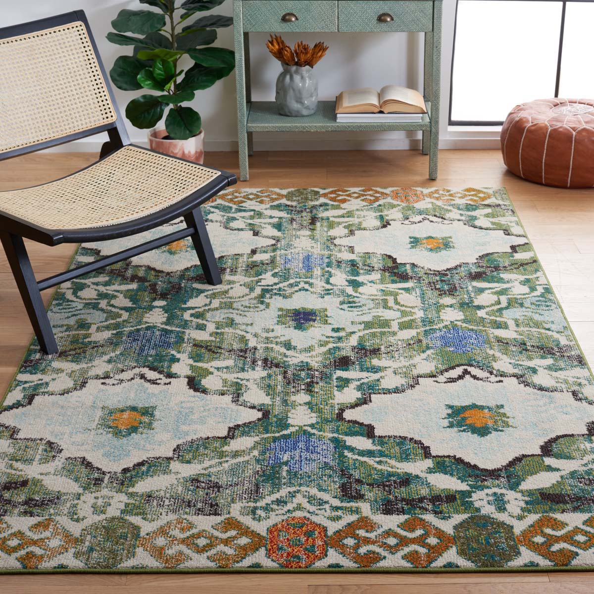 Safavieh Madison 445 Rug, MAD445 - GREEN / IVORY