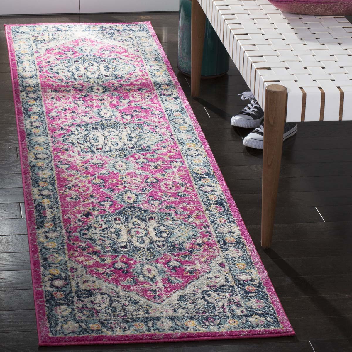 Safavieh Madison 930 Rug, MAD930 - FUCHSIA / AQUA