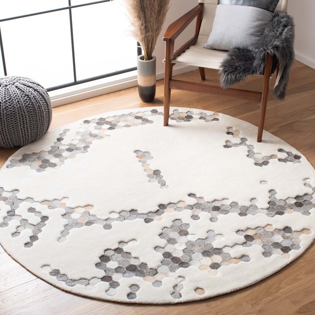 Safavieh Manhattan 101 Rug, MAN101 - Ivory