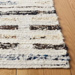Safavieh Manhattan 350 Rug, MAN350 - Ivory / Dark Brown