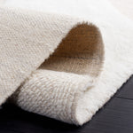 Safavieh Manhattan 552 Rug, MAN552 - Sand / Sand