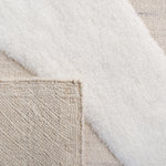 Safavieh Manhattan 552 Rug, MAN552 - Sand / Sand