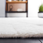 Safavieh Manhattan 553 Rug, MAN553 - Olive Grey / Beige