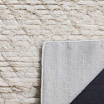 Safavieh Manhattan Shag 911 Rug, MAN911 - Ivory