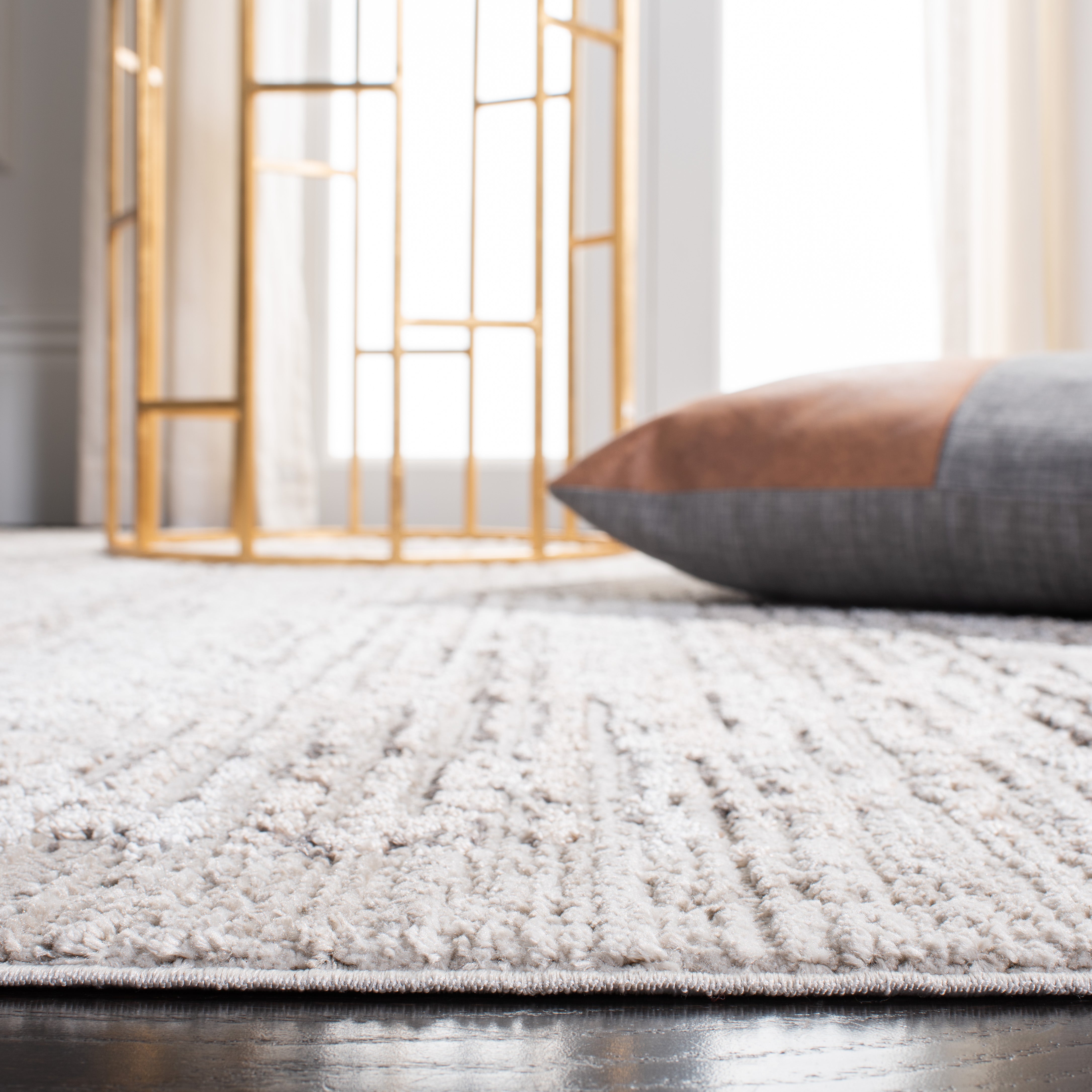 Safavieh Mayflower 257 Rug, MAY257 - Ivory / Grey