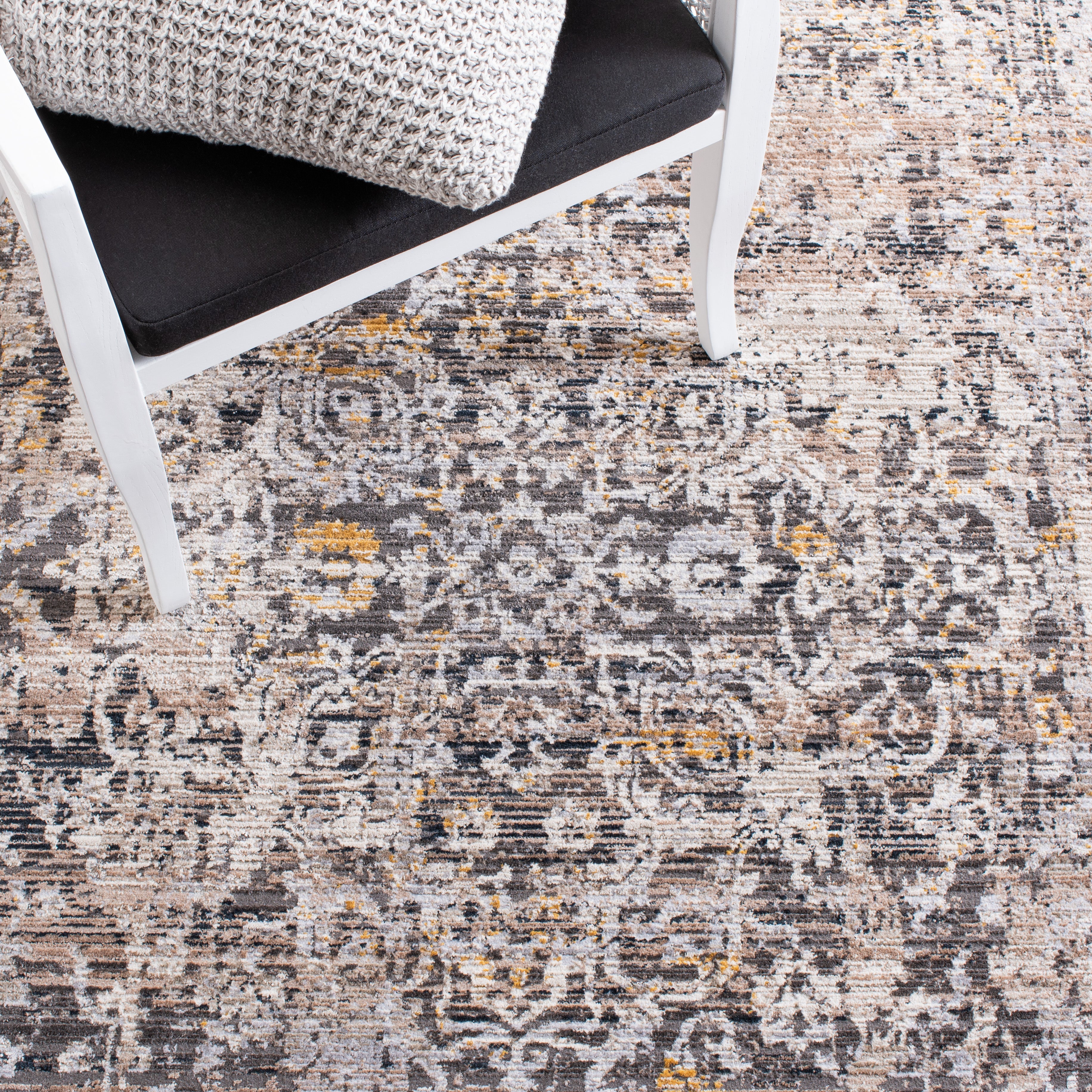 Safavieh Mayflower 284 Rug, MAY284 - Grey / Gold