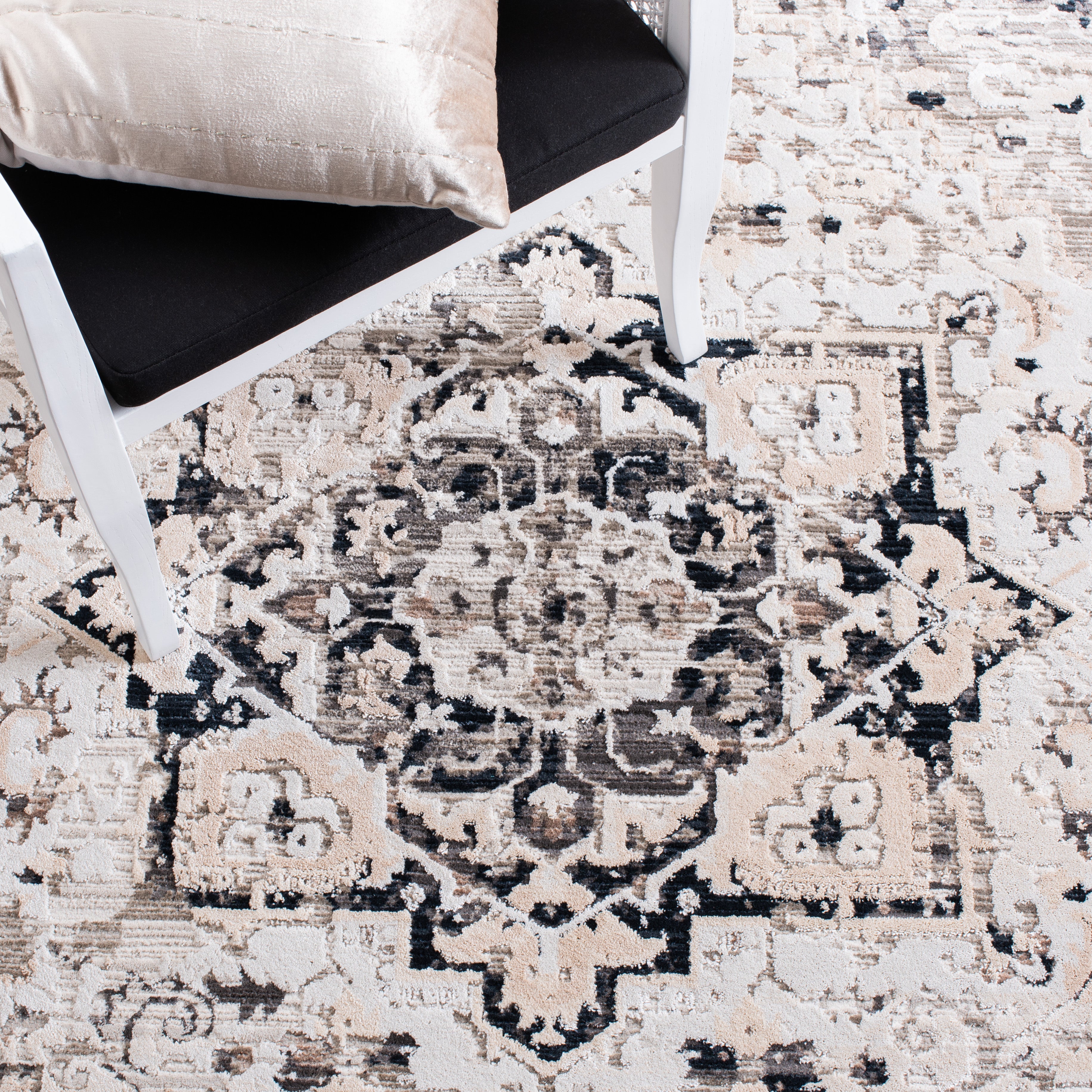 Safavieh Mayflower 293 Rug, MAY293 - Beige / Grey