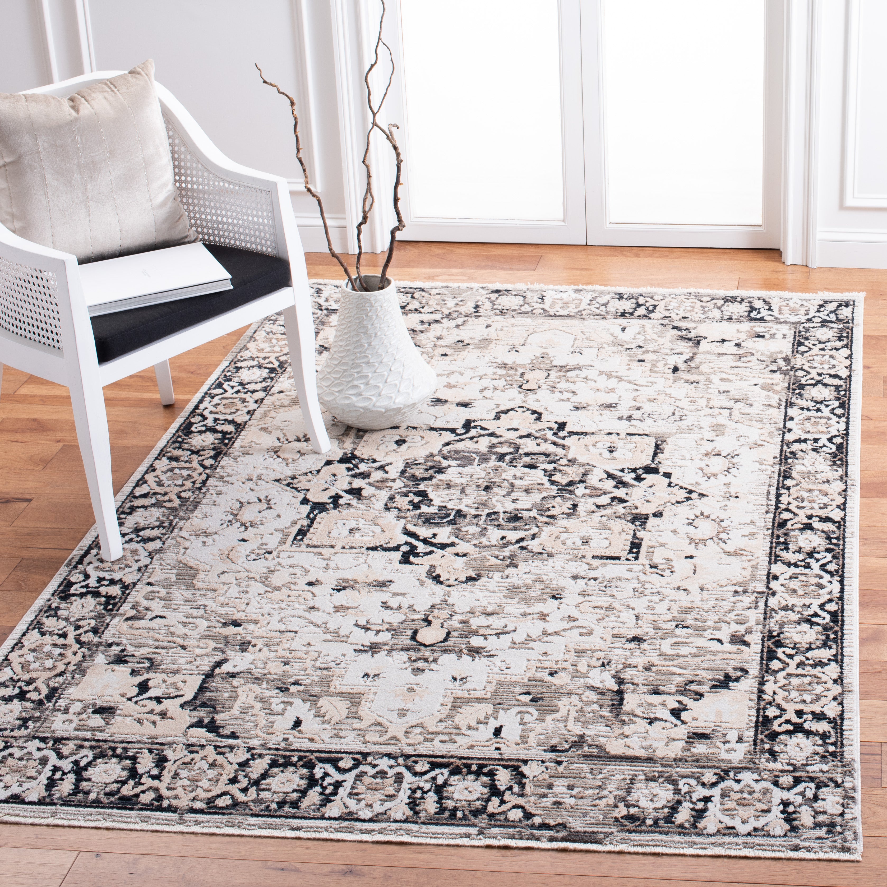 Safavieh Mayflower 293 Rug, MAY293 - Beige / Grey