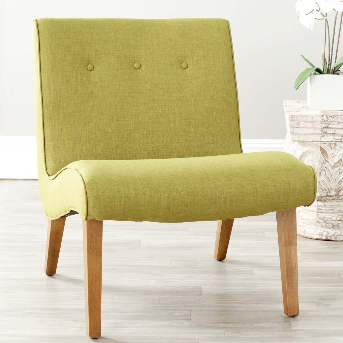 Safavieh Mandell Chair W/ Buttons , MCR4552 - Sweet Pea