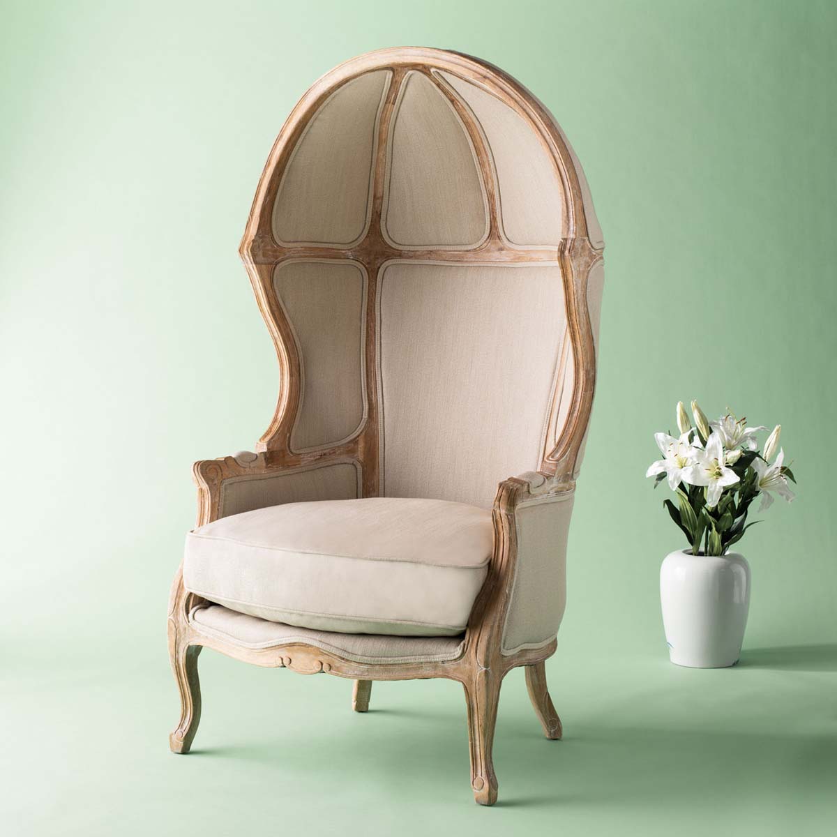 Safavieh Couture Sabine Natural Linen Balloon Chair , MCR4900