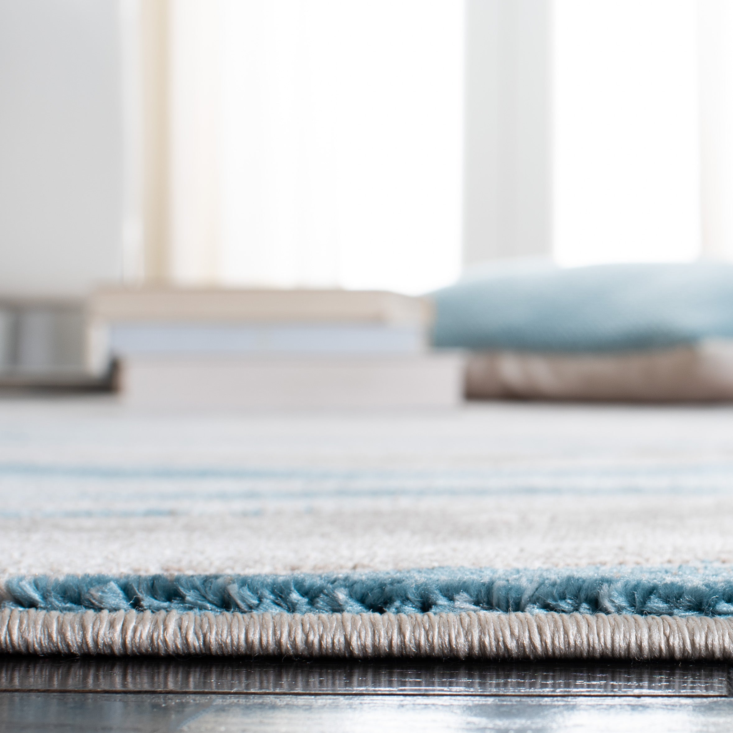 Safavieh Meadow 553 Rug, MDW553 - Beige / Blue