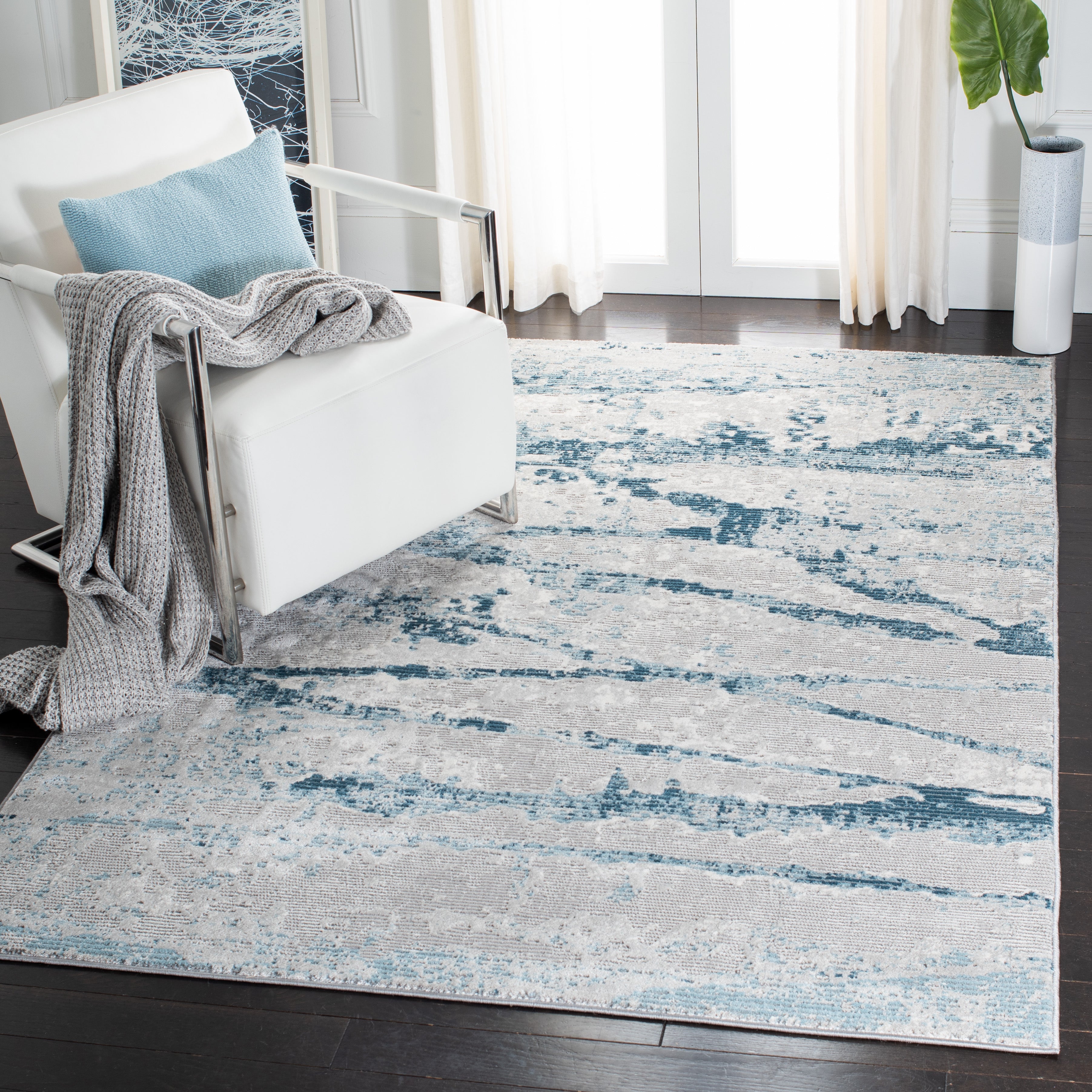 Safavieh Meadow 560 Rug, MDW560 - Light Grey / Blue