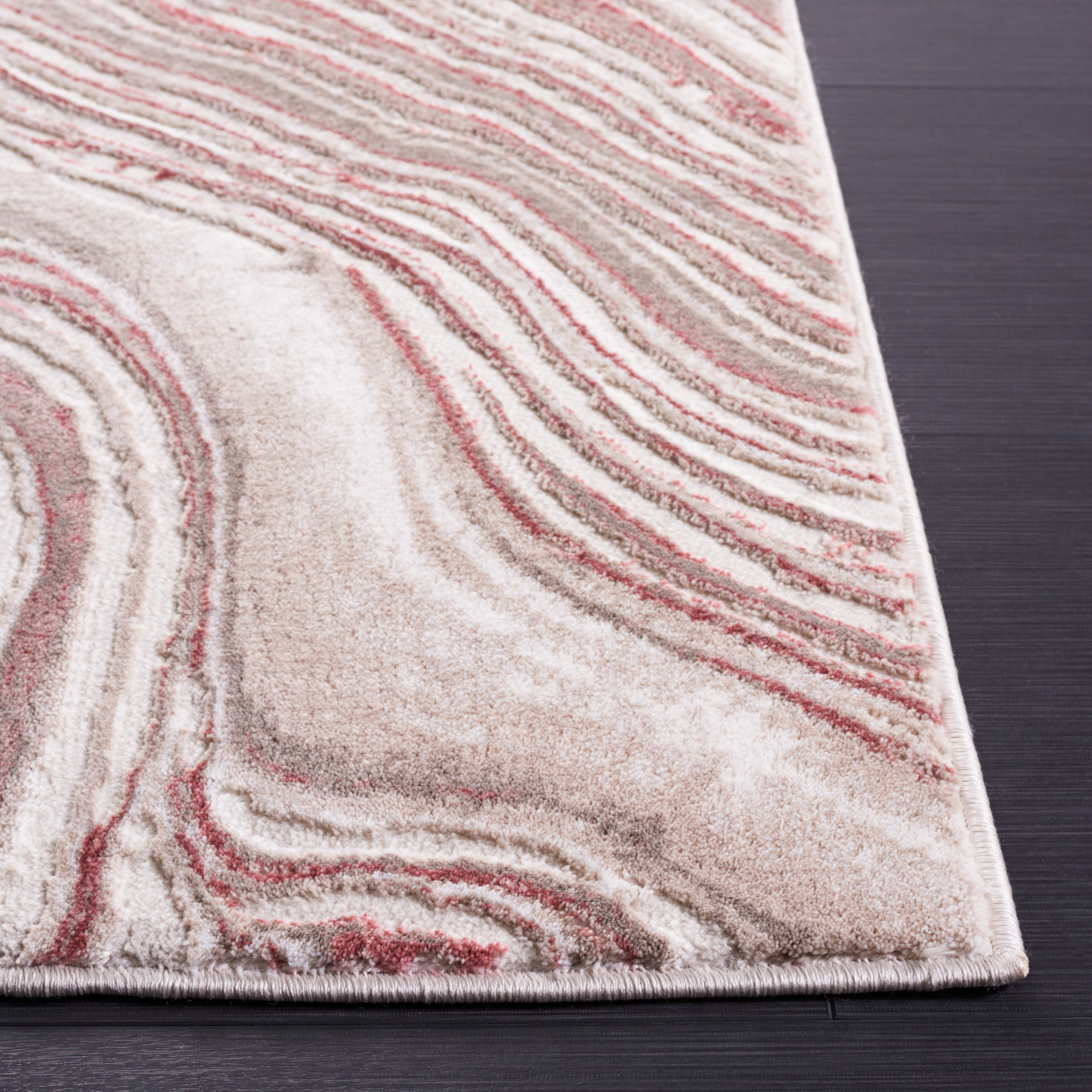 Safavieh Meadow 564 Rug, MDW564 - Pink / Beige