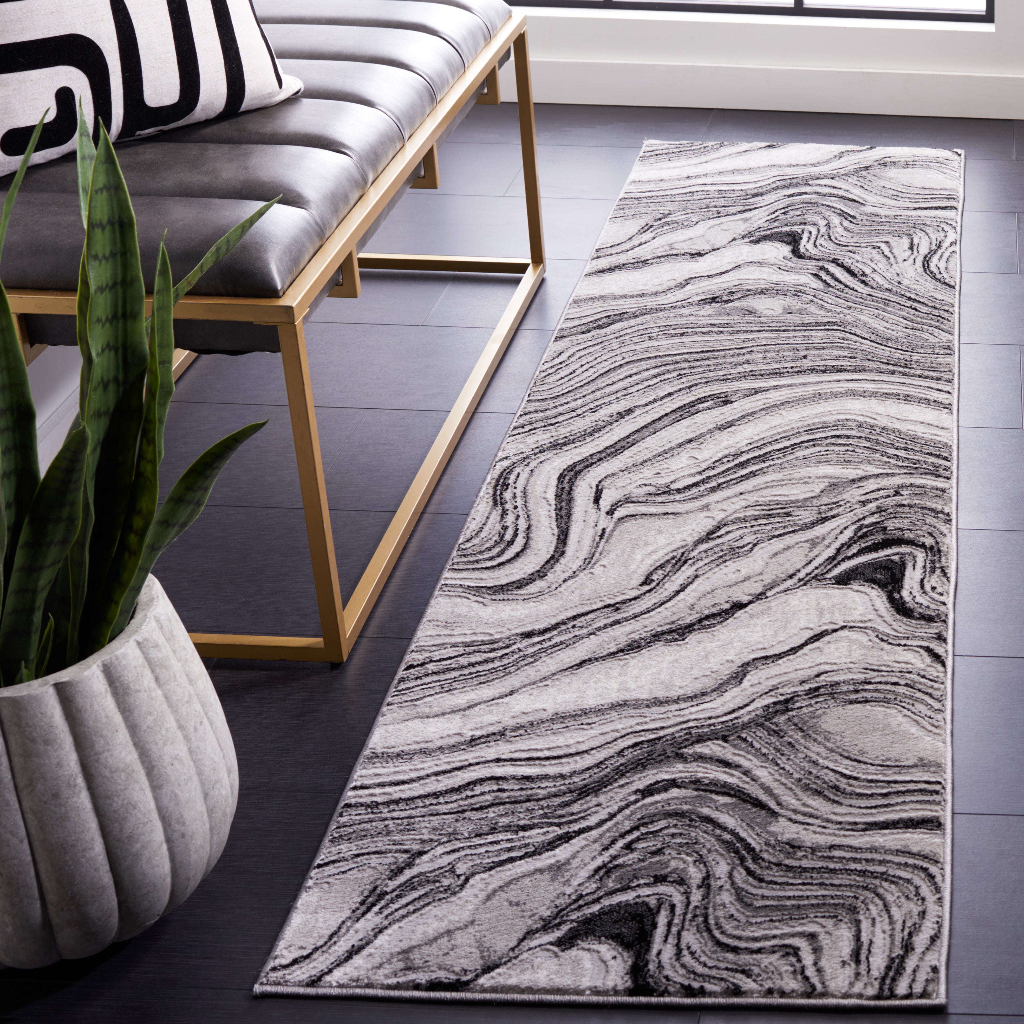 Safavieh Meadow 564 Rug, MDW564 - Black / Grey