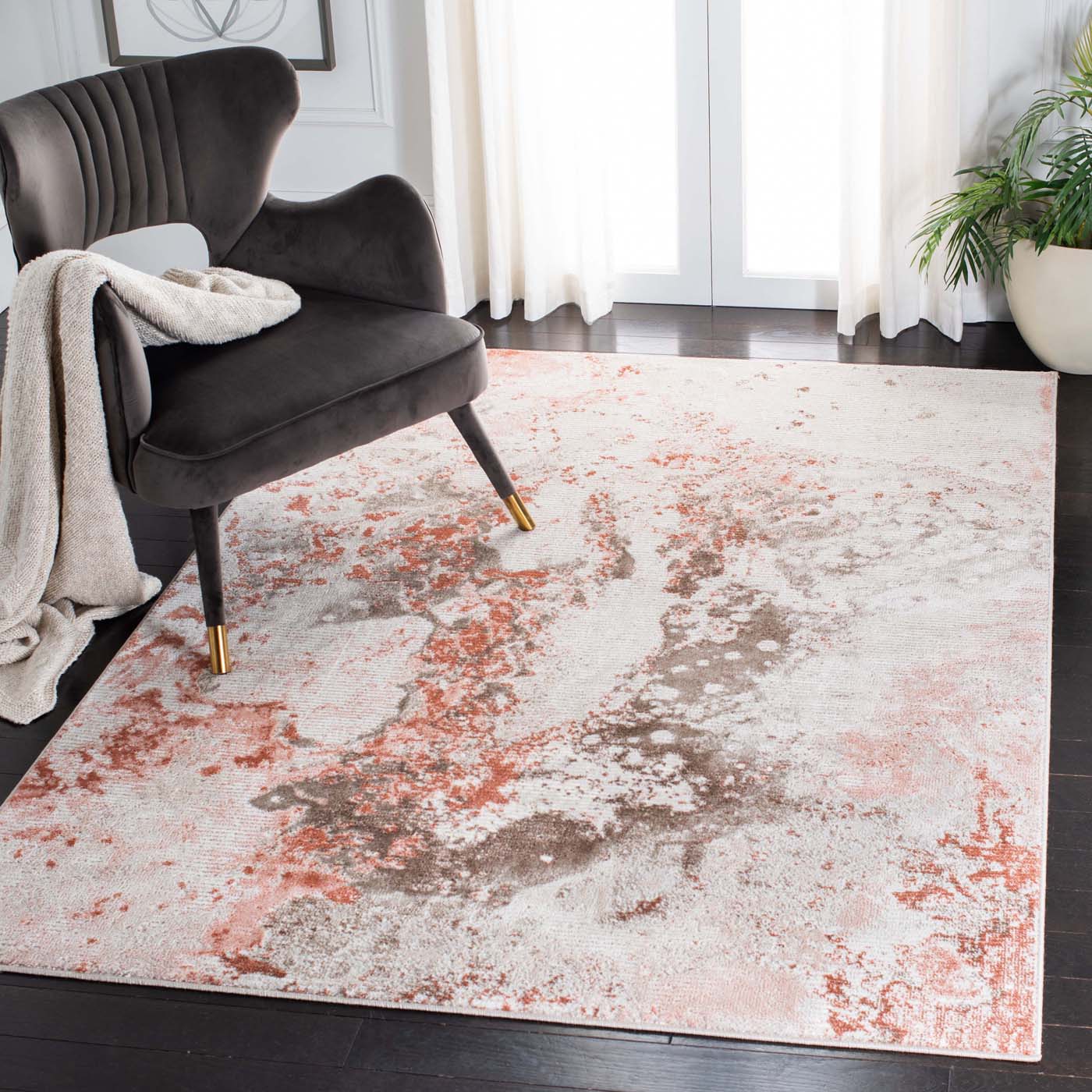 Safavieh Meadow 596 Rug, MDW596 - Beige / Pink