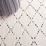 Safavieh Melody 102 Rug, MEL102 - Ivory / Black