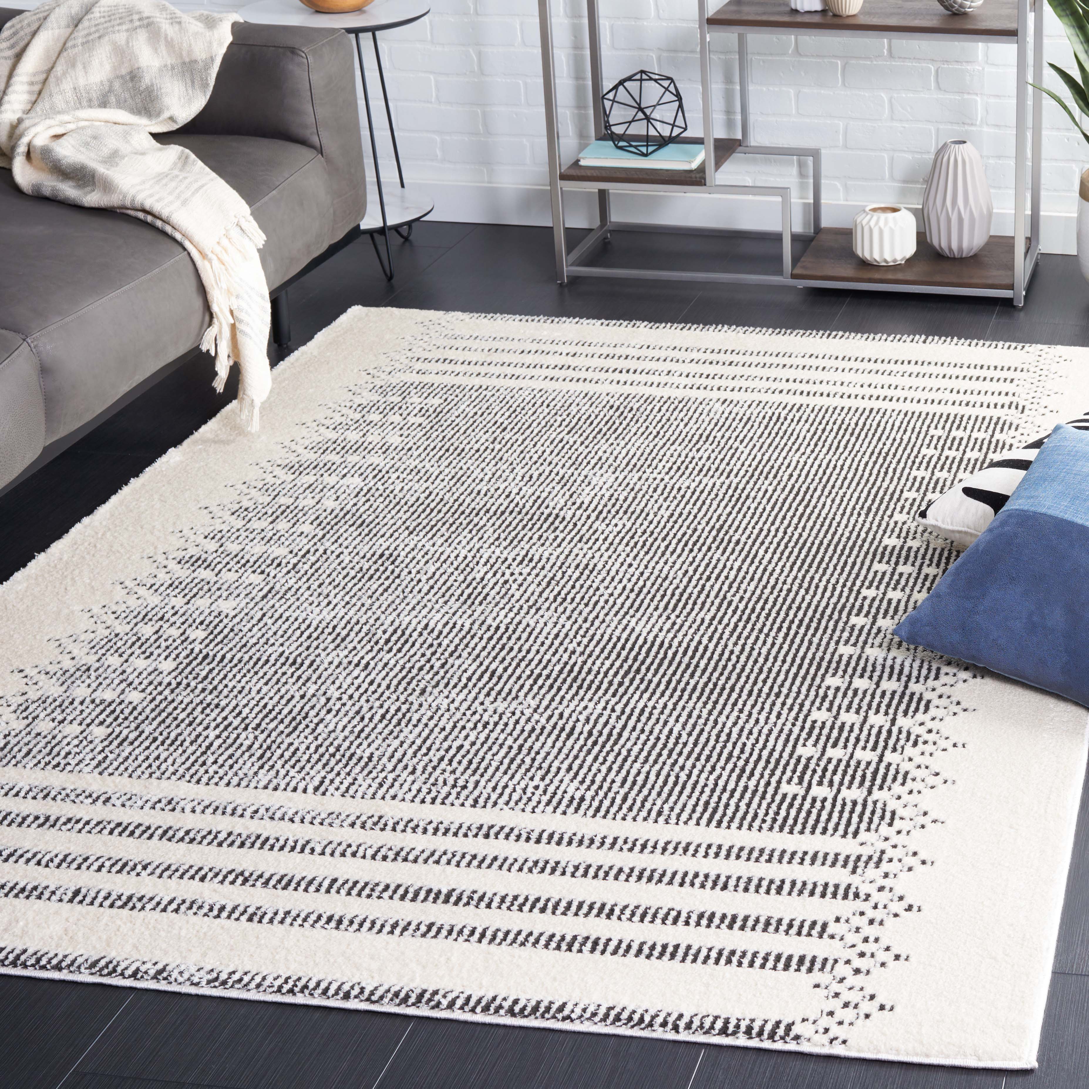 Safavieh Melody 106 Rug, MEL106 - Ivory / Black