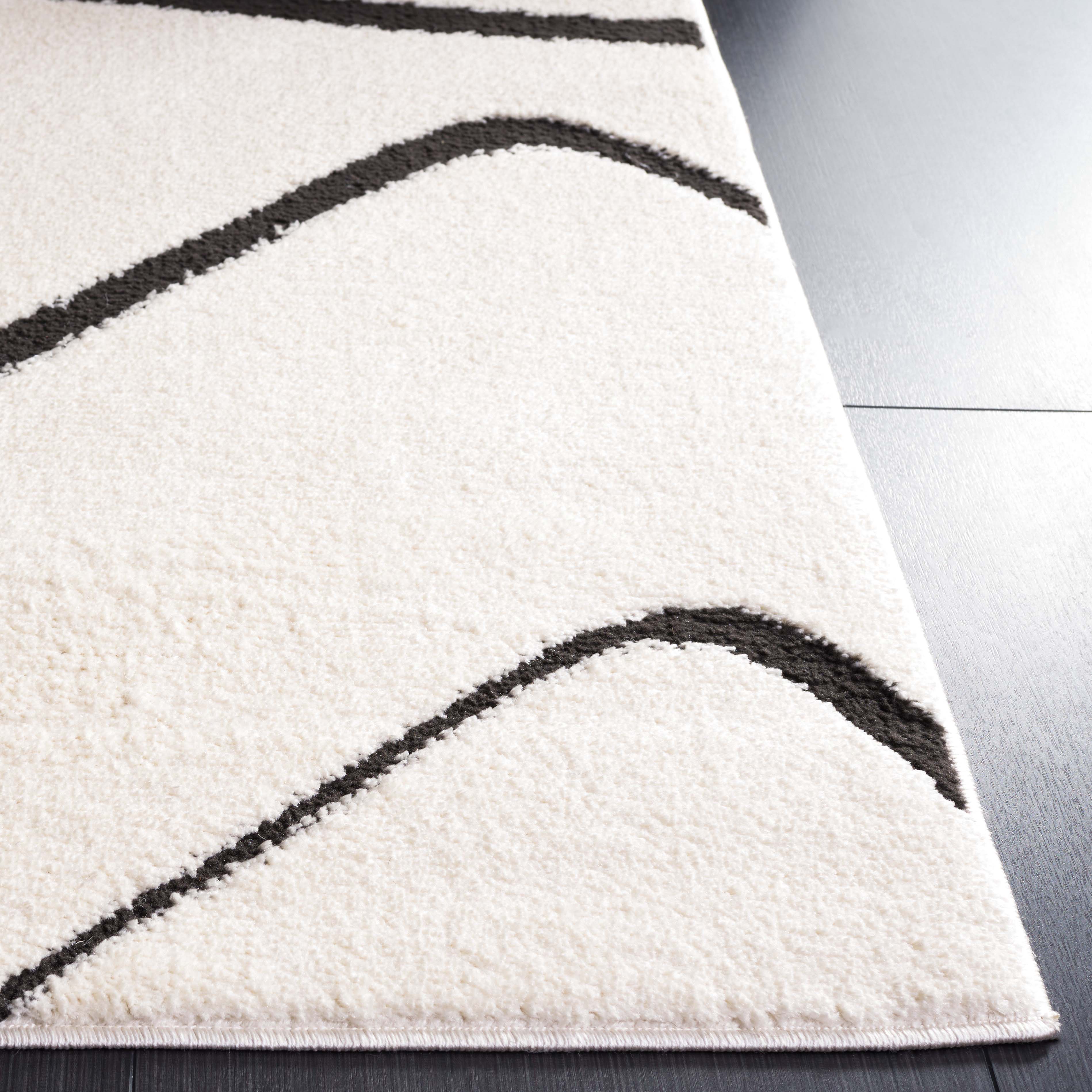 Safavieh Melody 120 Rug, MEL120 - Ivory / Black