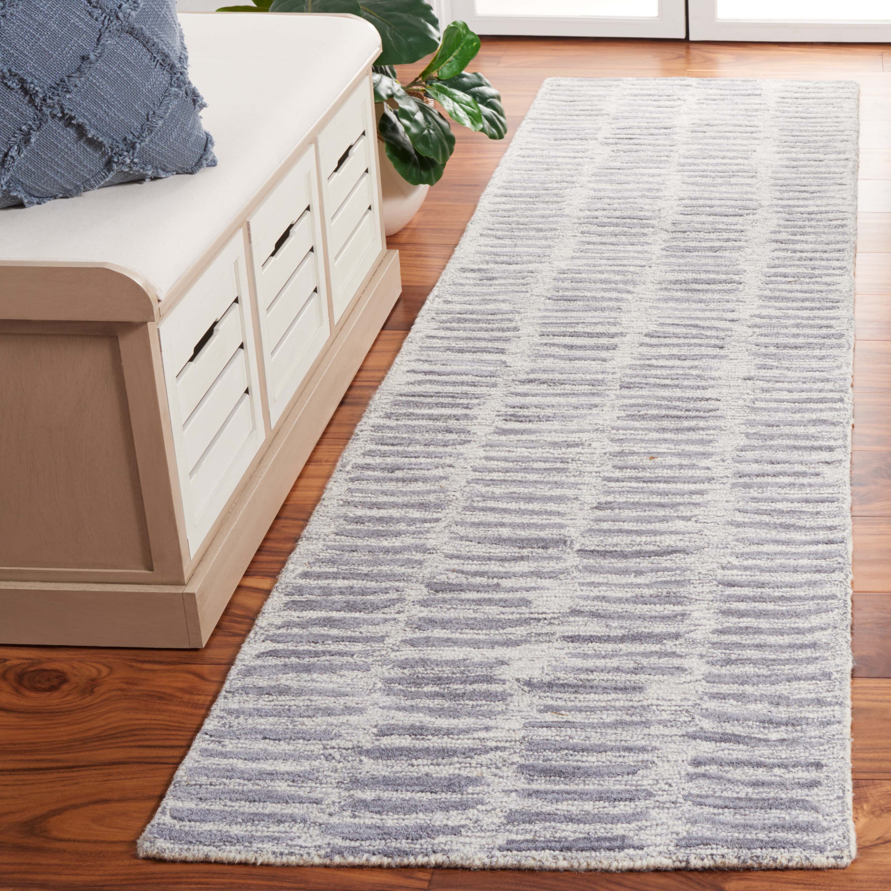Safavieh Metro 182 Rug, MET182 - Silver / Grey
