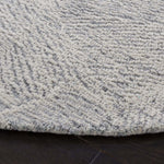 Safavieh Metro 999 Rug, MET999 - Dark Grey / Ivory