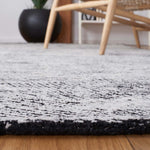 Safavieh Metro 999 Rug, MET999 - Black / Ivory