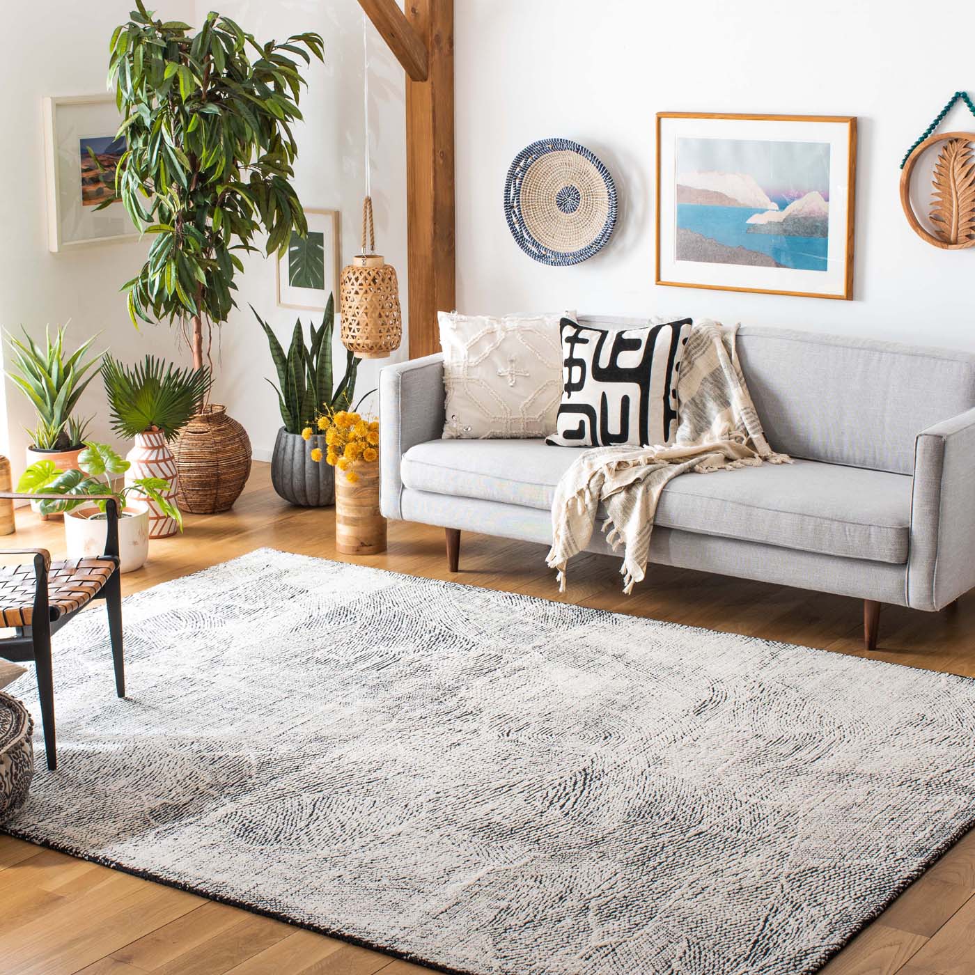 Safavieh Metro 999 Rug, MET999 - Black / Ivory