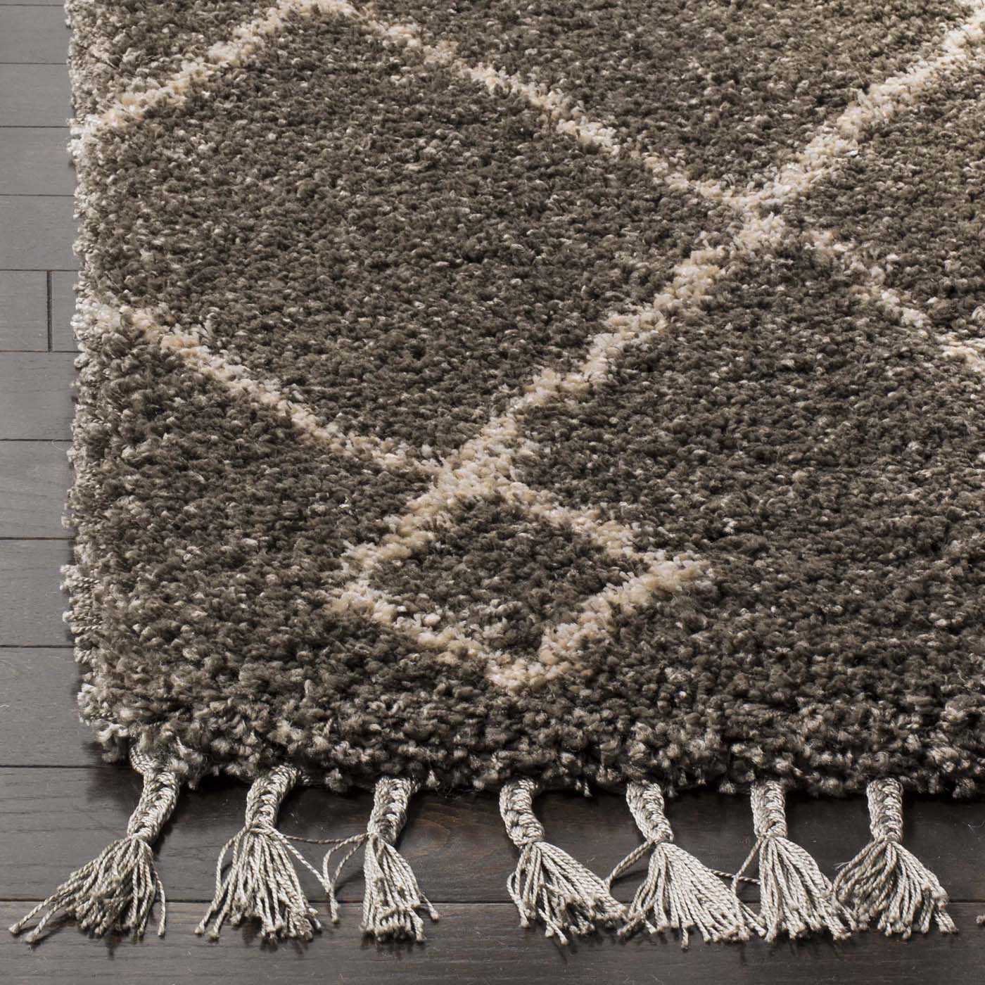 Safavieh Moroccan Fringe Shag 241 Rug, MFG241 - Grey / Cream